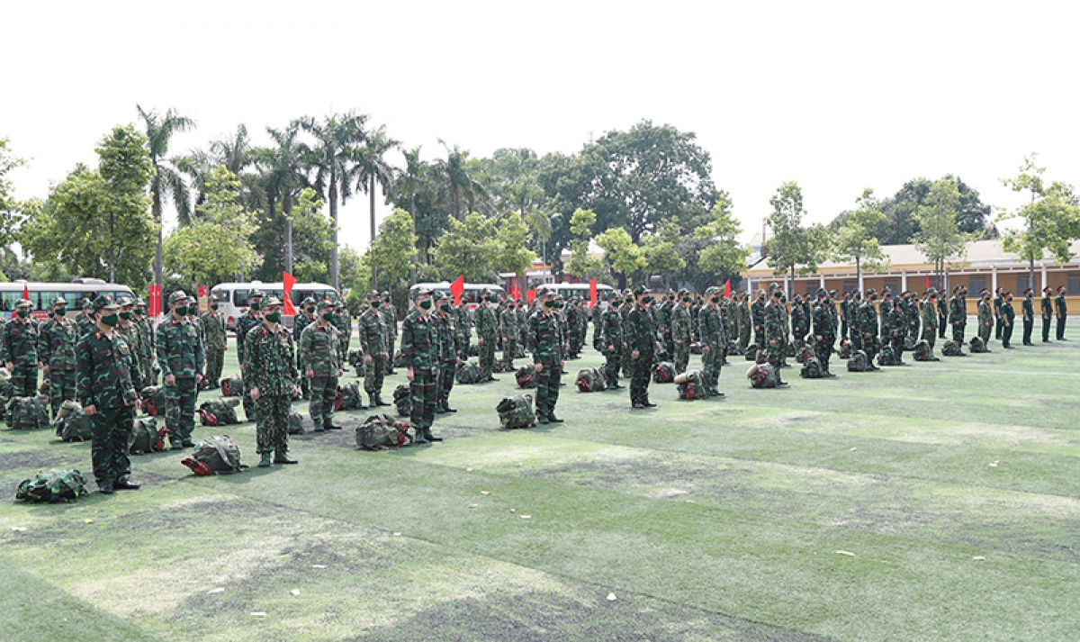 Lực lượng Quân y lên đường làm nhiệm vụ phòng, chống dịch COVID-19 tại Thành phố Hồ Chí Minh và tỉnh Bình Dương.