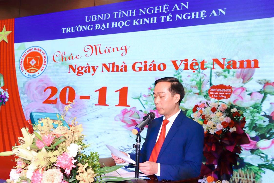 Bài phát biểu của Hiệu trưởng Nhà trường nhân kỷ niệm 40 năm Ngày Nhà giáo Việt Nam  (20/11/1982 - 20/11/2022)