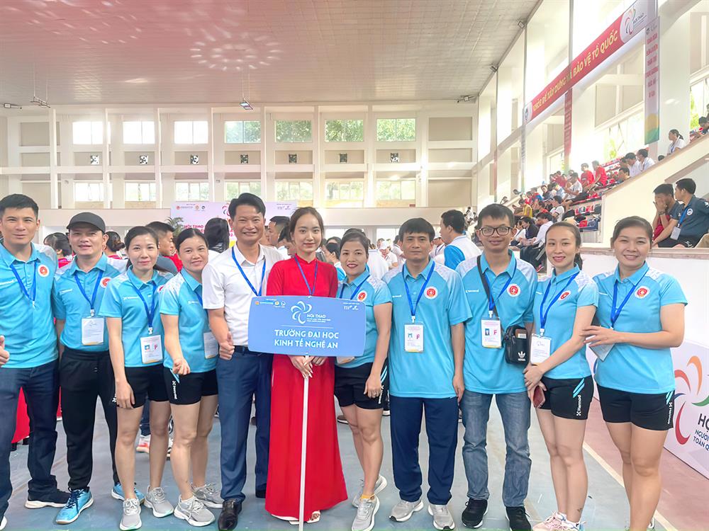 Đoàn vận động viên NAUE tham dự Hội thao người Giáo viên Nhân dân toàn quốc 2022