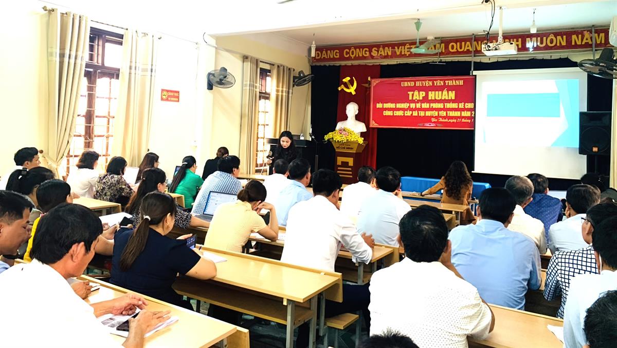 Trường Đại học Kinh tế Nghệ An tập huấn, bồi dưỡng nghiệp vụ cho cán bộ, công chức cấp xã huyện Yên Thành năm 2022