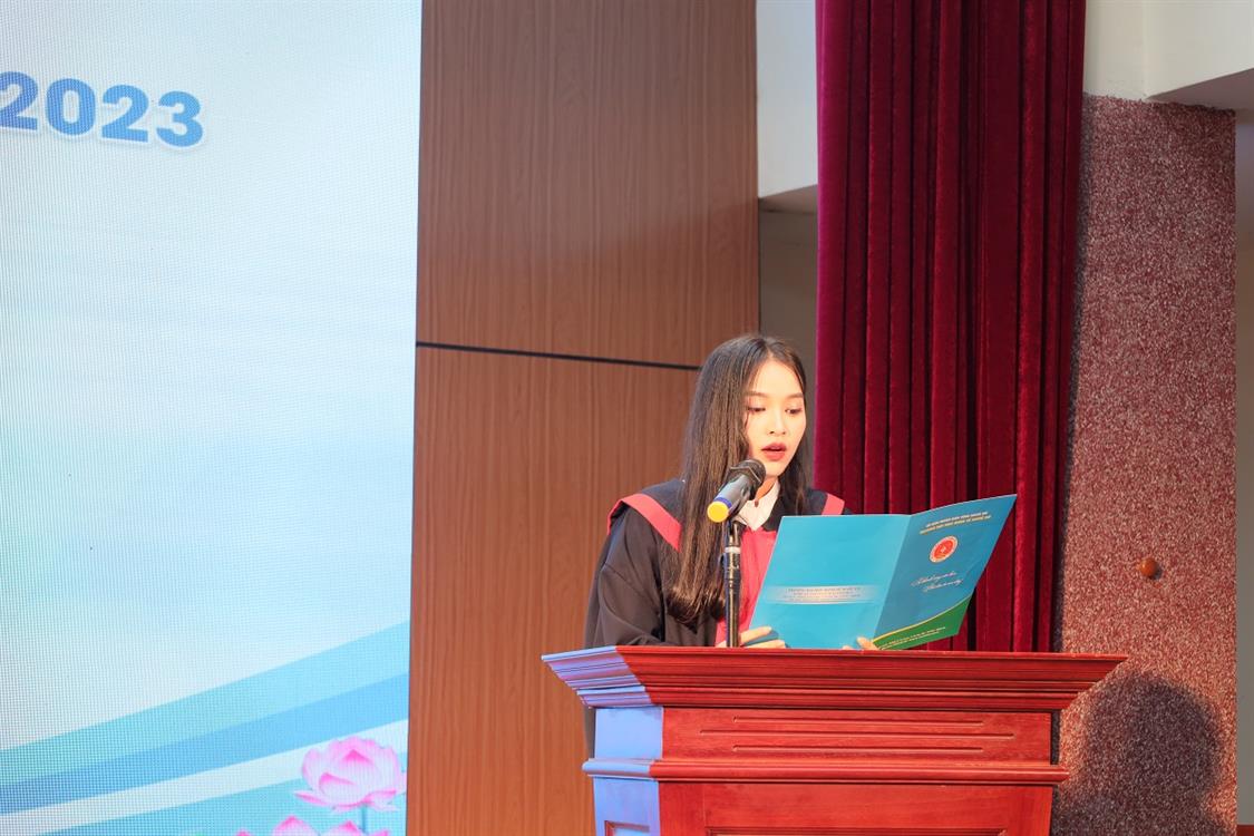 Bài phát biểu của Tân cử nhân trong buổi lễ tốt nghiệp